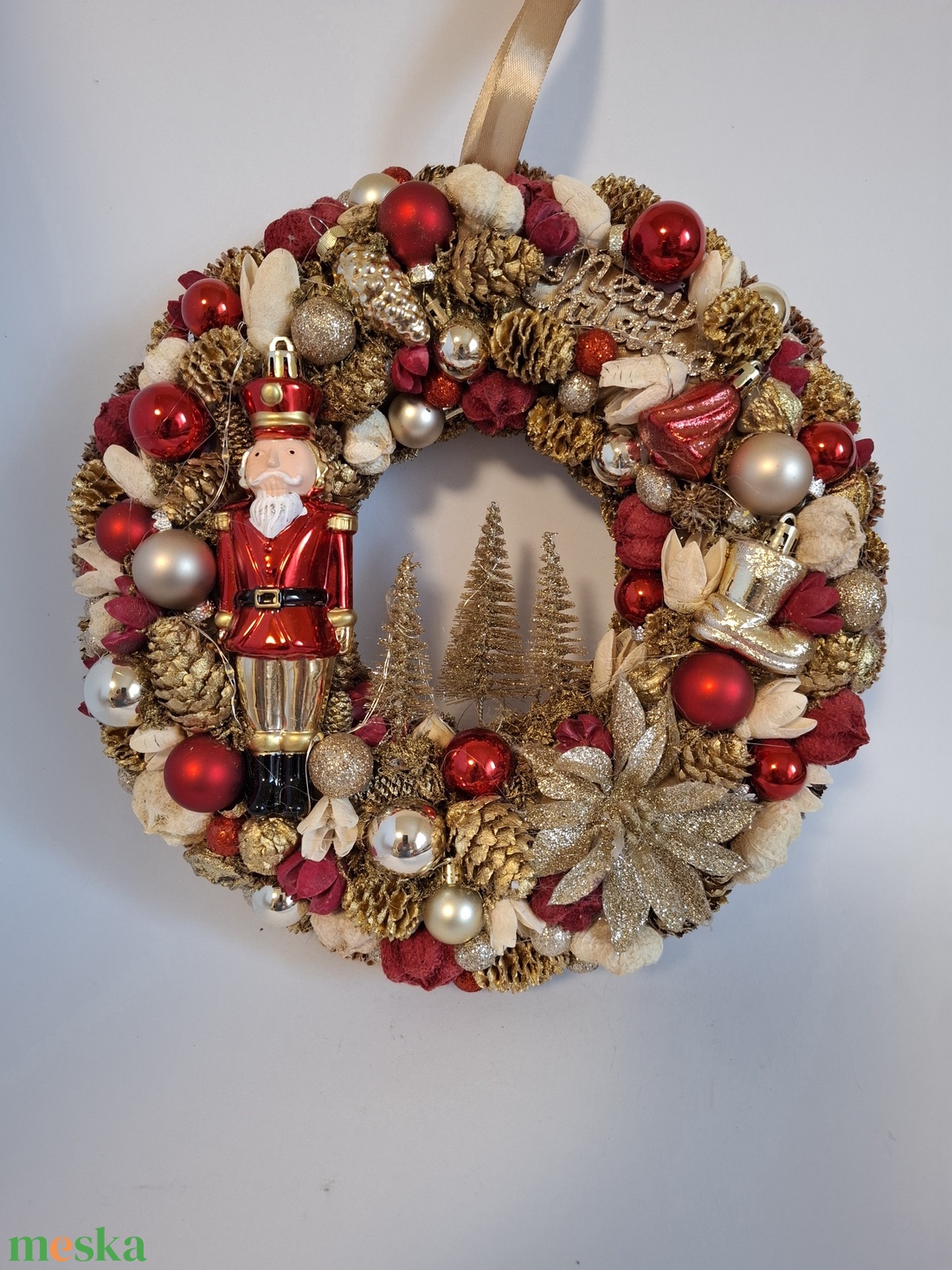 Karácsonyi kopogtató piros arany - karácsony - karácsonyi lakásdekoráció - karácsonyi ajtódíszek - Meska.hu