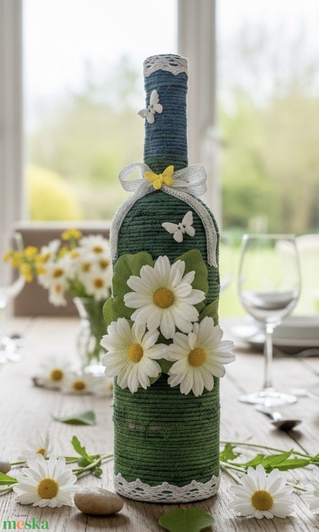 Dekorált palack (tavasz) - otthon & életmód - dekoráció - dísztárgy - Meska.hu