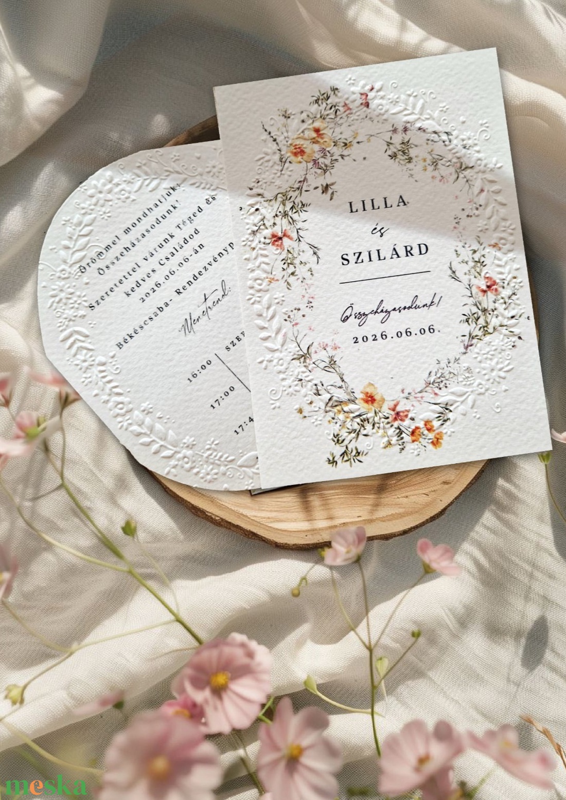 Virágos, wildflower esküvői meghívó dombornyomással, viaszpecséttel - esküvő - meghívó & kártya - meghívó - Meska.hu