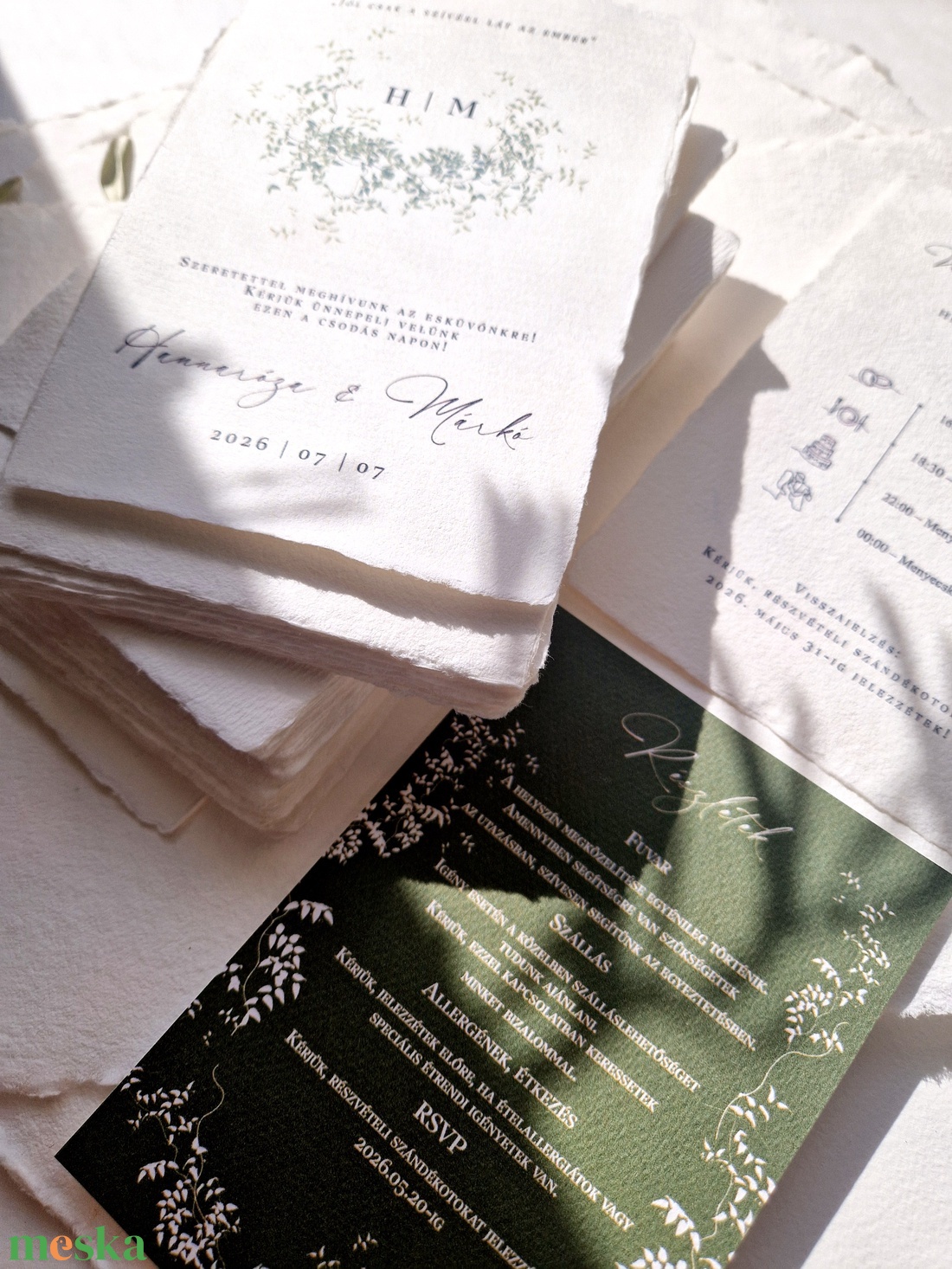 GREENERY Esküvői meghívó, zöld apró levelekkel, merített papíron - esküvő - meghívó & kártya - meghívó - Meska.hu