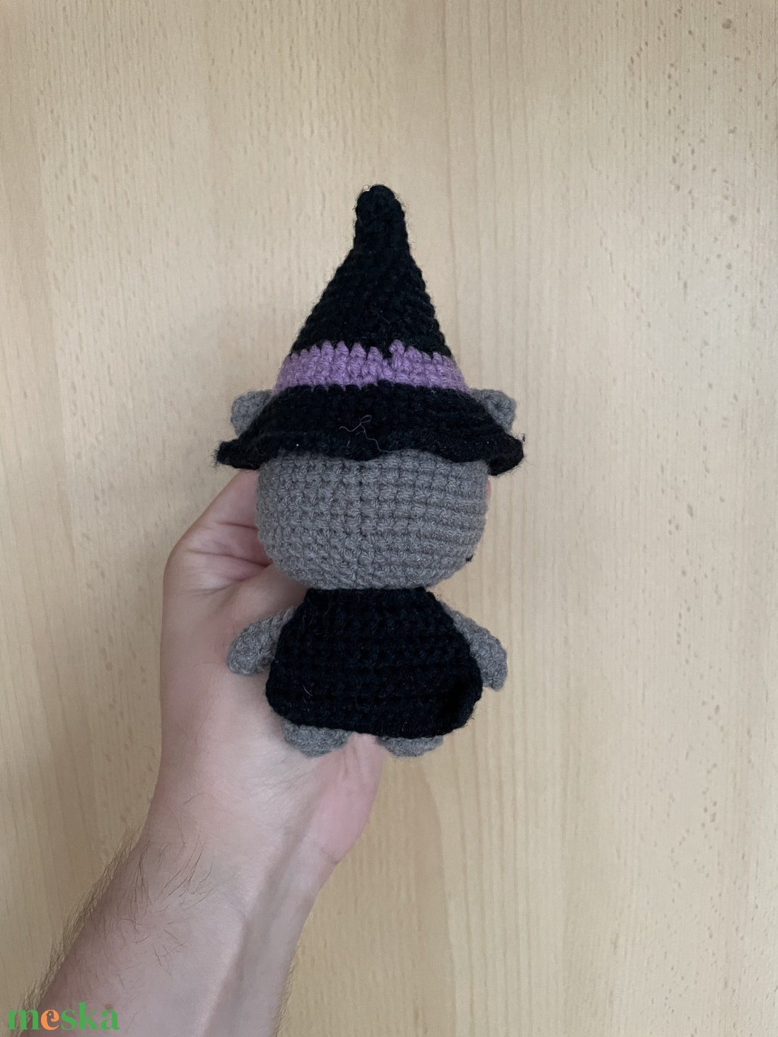 Horgolt Halloween cica boszorkány - otthon & életmód - dekoráció - halloween - halloweeni figurák - Meska.hu Horgolt Halloween cica boszorkány - otthon & életmód - dekoráció - halloween - halloweeni figurák - Meska.hu