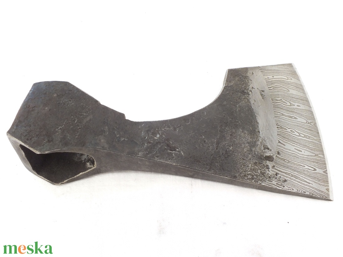 Kovácsolt acél viking szakállas balta damaszkolt éllel, [F_07b] - otthon & életmód - konyhafelszerelés, tálalás - sütés, főzés - kés & késtartó - Meska.hu