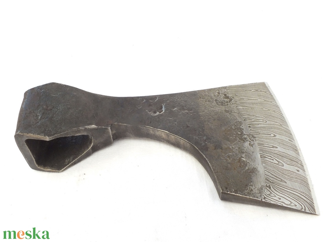 Kovácsolt acél viking szakállas balta damaszkolt éllel, [F_07b] - otthon & életmód - konyhafelszerelés, tálalás - sütés, főzés - kés & késtartó - Meska.hu