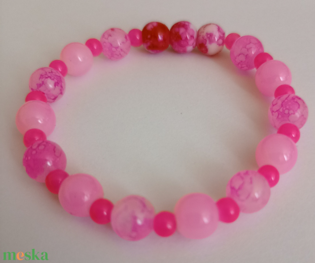Pink - ékszer - karkötő - bogyós karkötő - Meska.hu