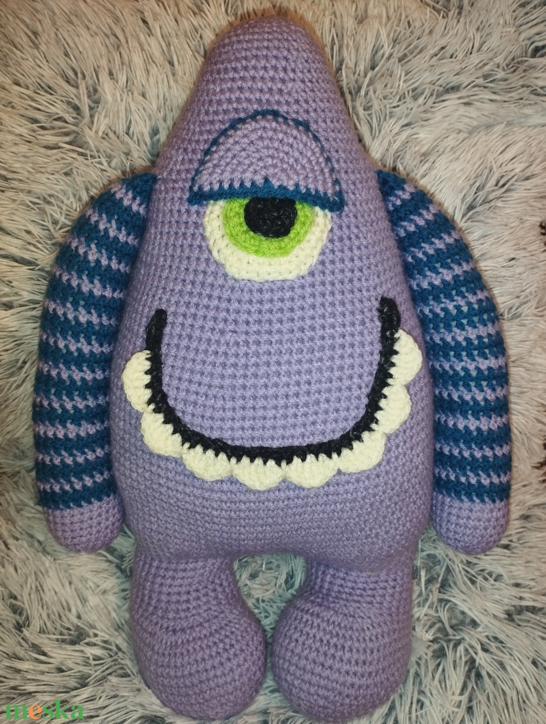 Horgolt szörnyecske - játék & sport - plüssállat & játékfigura - szörnyike - Meska.hu