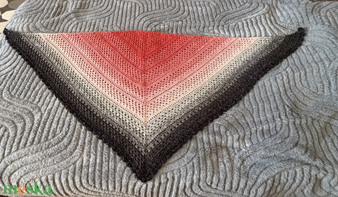 Horgolt kendő - ruha & divat - sál, sapka, kendő - kendő - Meska.hu