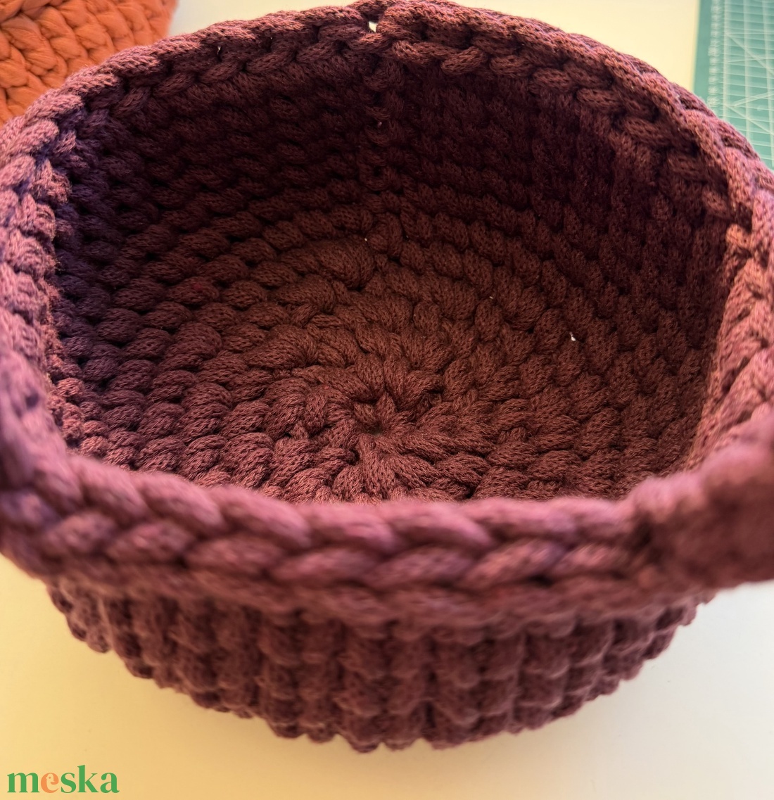 Horgolt kosár - otthon & életmód - tárolás & rendszerezés - tárolókosár - Meska.hu