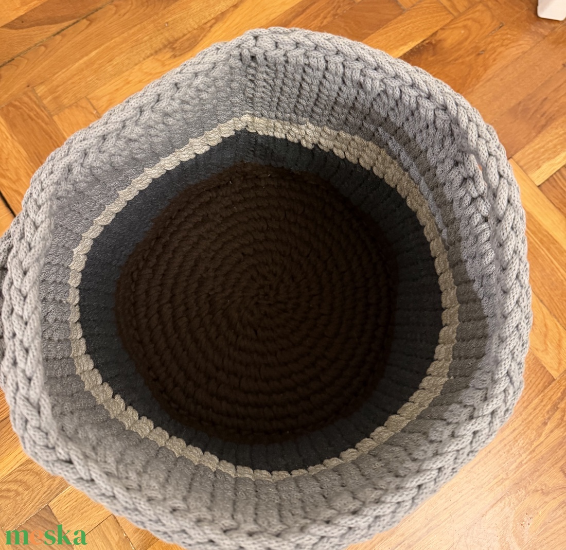 Nagyméretű horgolt tároló - otthon & életmód - tárolás & rendszerezés - tárolókosár - Meska.hu