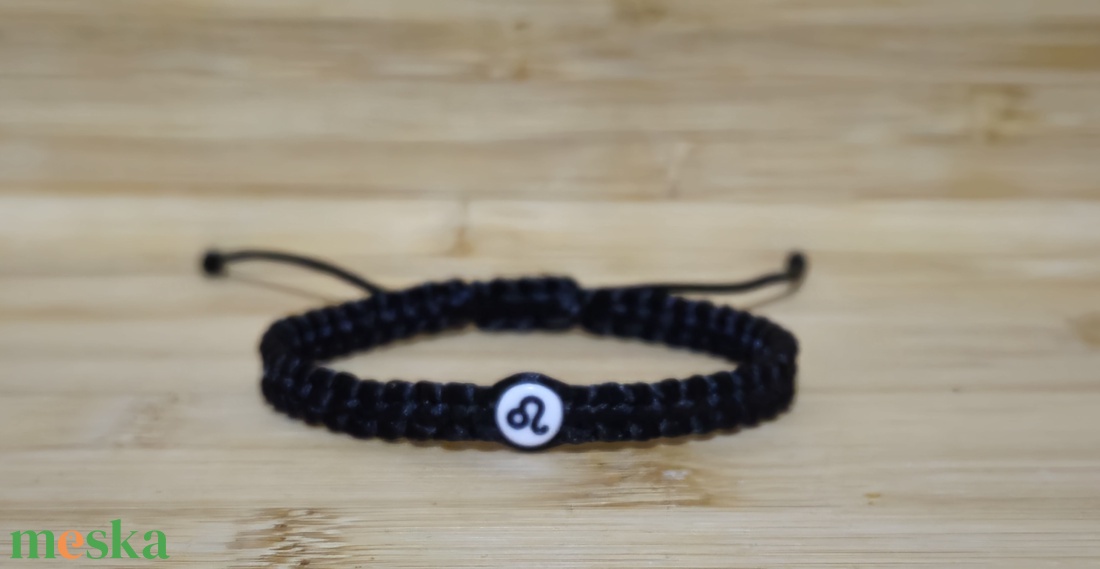 Oroszlán  Horoszkópos Makramé Karkötő - ékszer - karkötő - fonott karkötő - Meska.hu