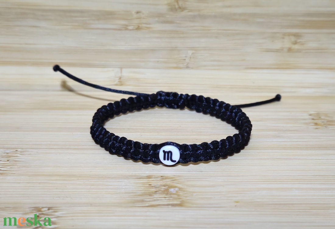 Skorpió  Horoszkópos Makramé Karkötő - ékszer - karkötő - fonott karkötő - Meska.hu