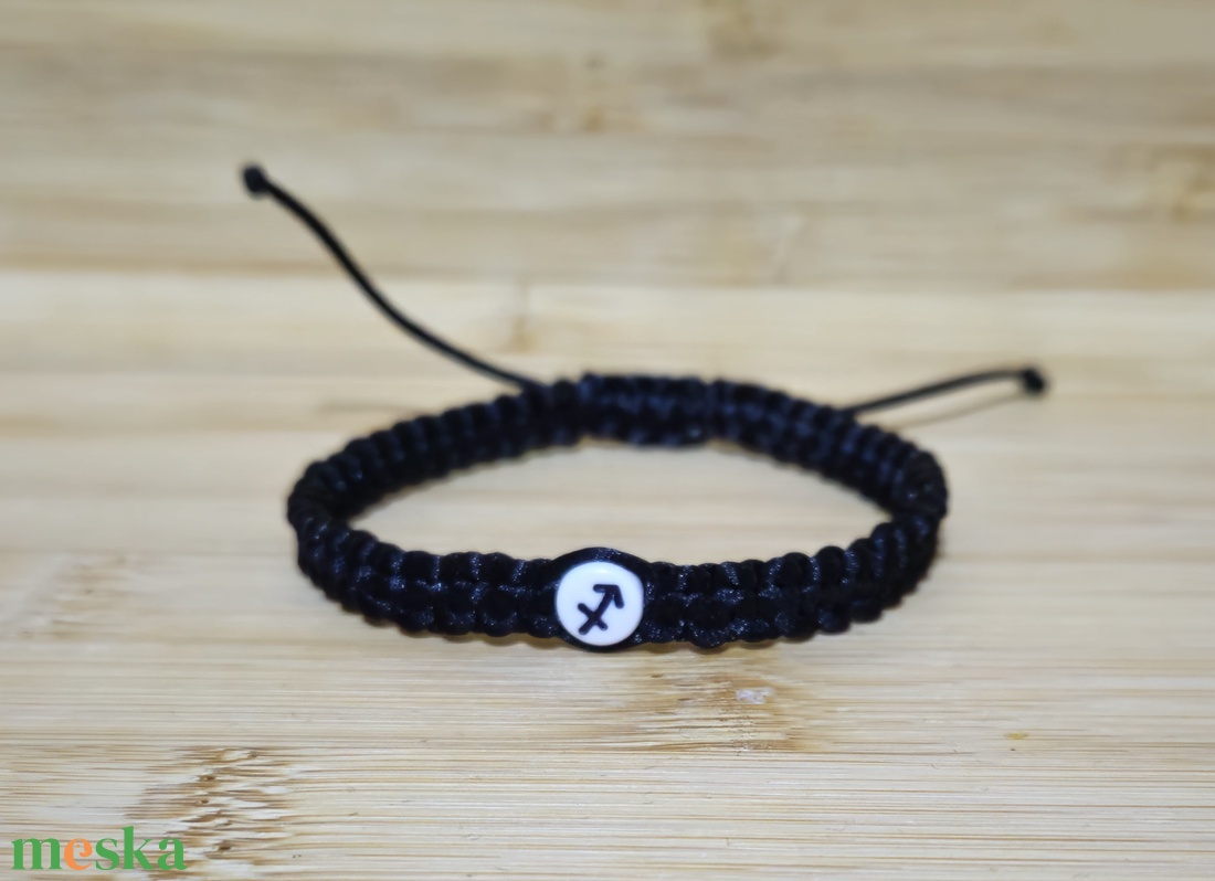 Nyilas  Horoszkópos Makramé Karkötő - ékszer - karkötő - fonott karkötő - Meska.hu