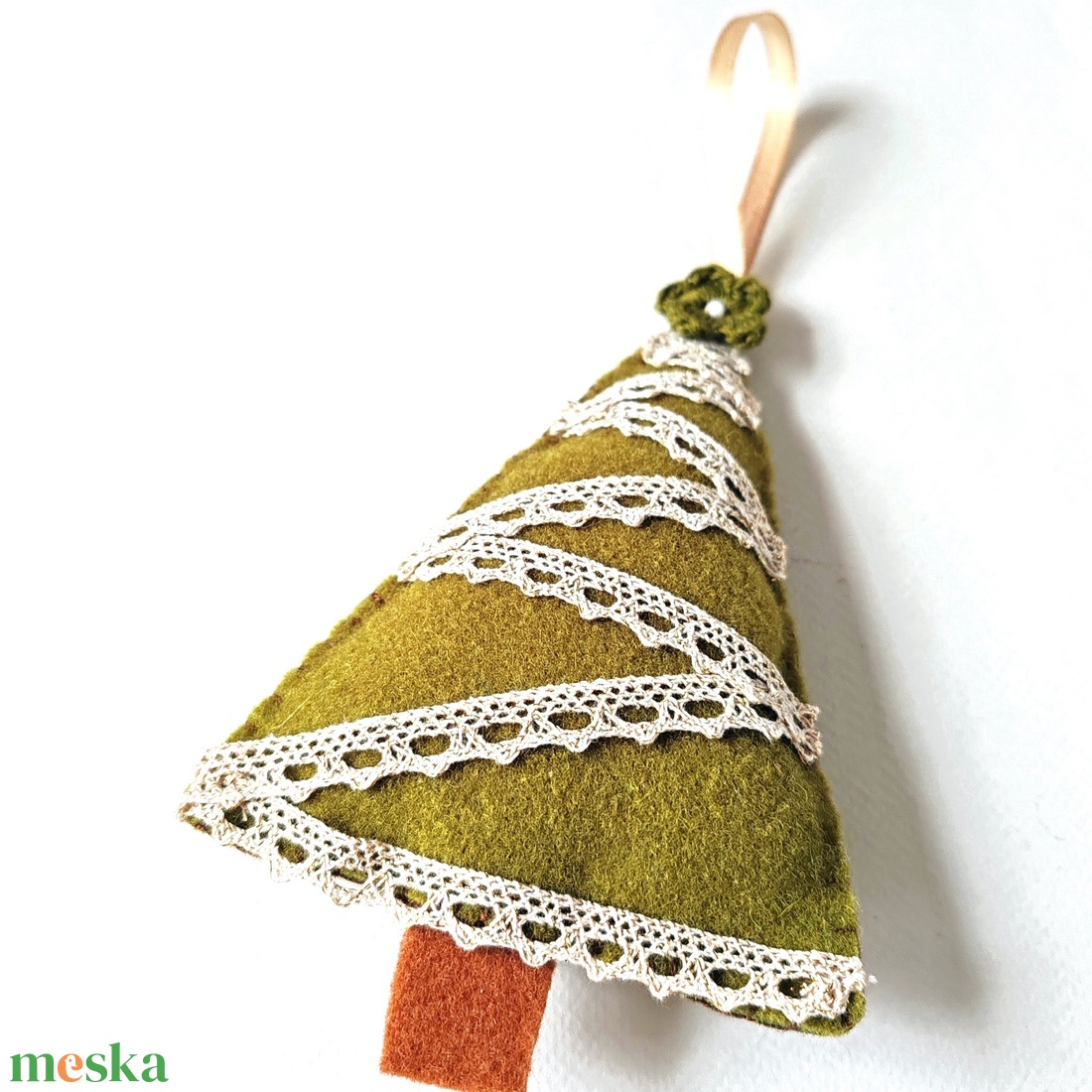 Gyapjúfilc karácsonyfadísz zöld, csipkés - karácsony - karácsonyi lakásdekoráció - karácsonyfadíszek - Meska.hu