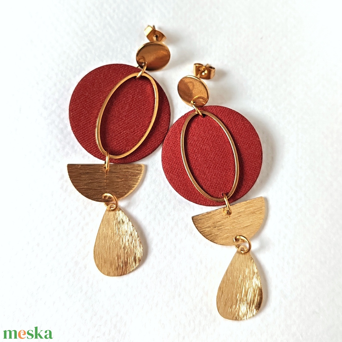Meleg barna textilfülbevaló aranyozott nemesacél kiegészítőkkel - ékszer - fülbevaló - lógó fülbevaló - Meska.hu
