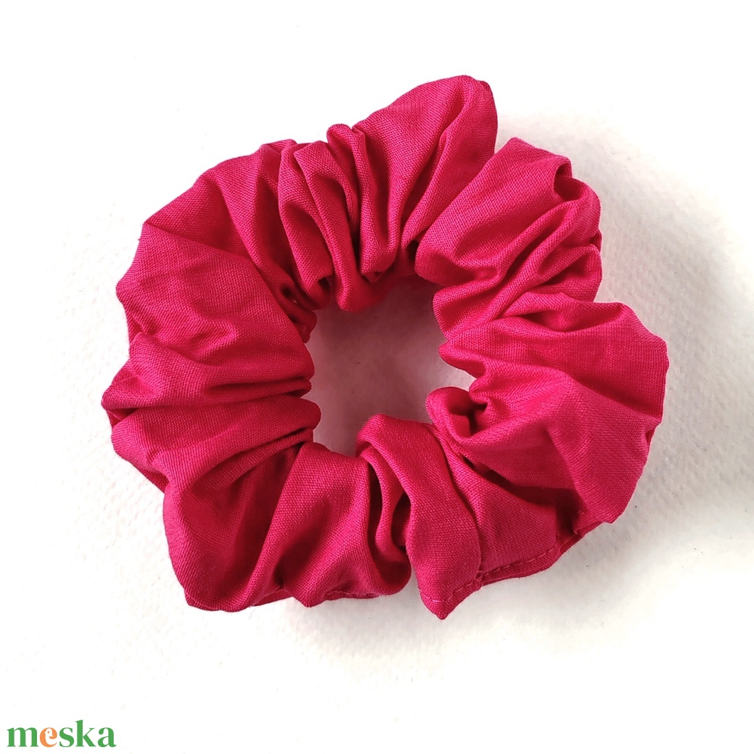 Egyszínű pink scrunchie, hajgumi - ruha & divat - hajdísz & hajcsat - hajgumi - Meska.hu