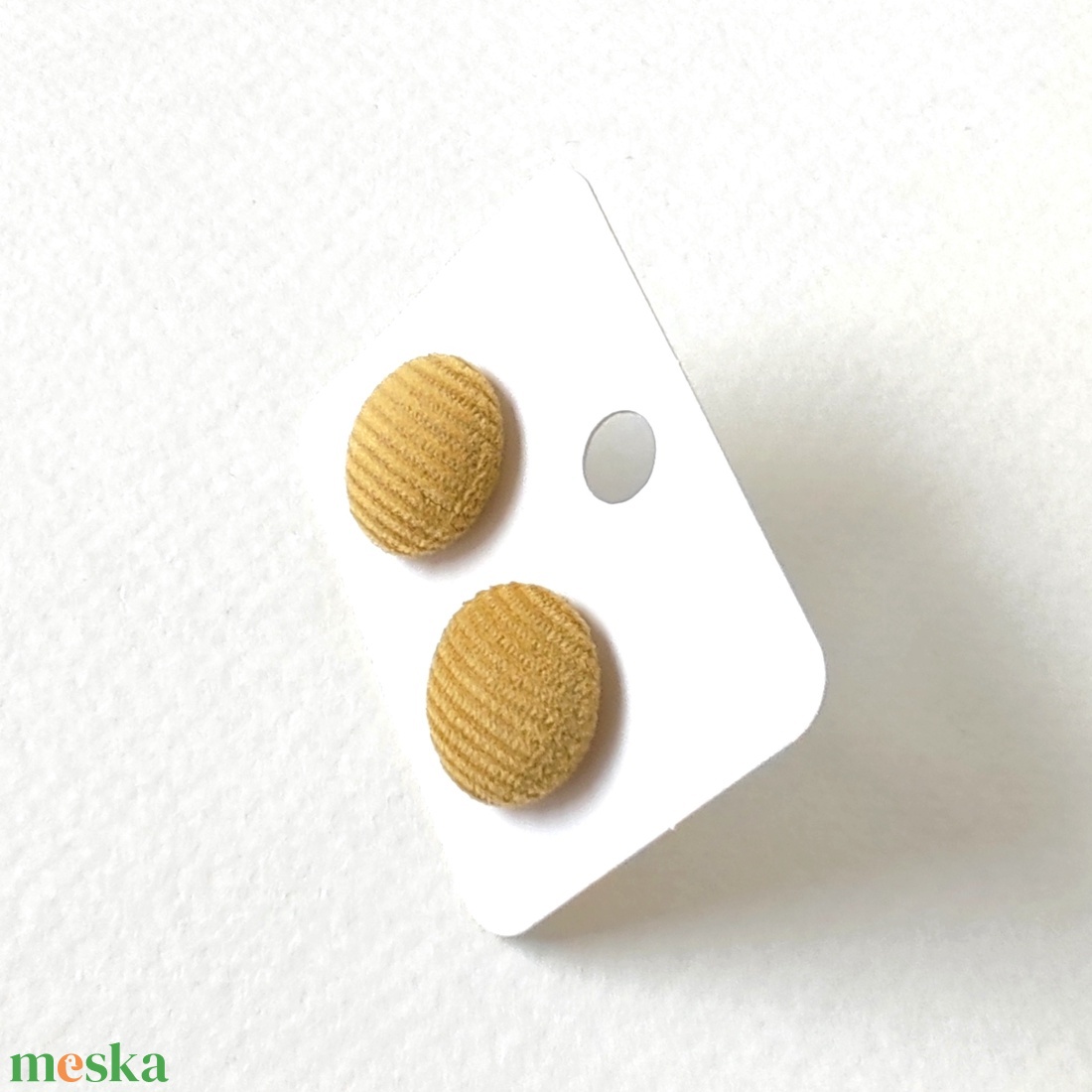 Kordbársony textilfülbevaló választható színben 2. paletta - ékszer - fülbevaló - pötty fülbevaló - Meska.hu