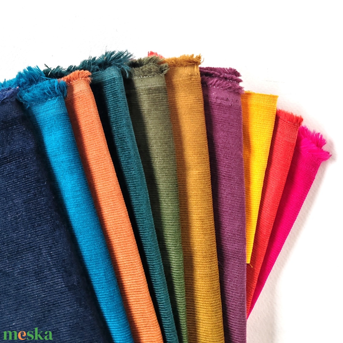 Kordbársony textilfülbevaló választható színben 1. paletta - ékszer - fülbevaló - pötty fülbevaló - Meska.hu