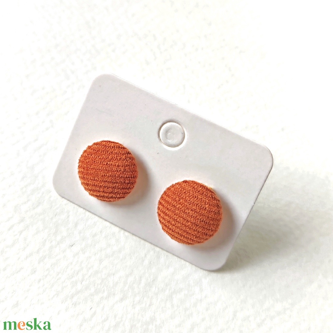 Kordbársony textilfülbevaló választható színben 1. paletta - ékszer - fülbevaló - pötty fülbevaló - Meska.hu