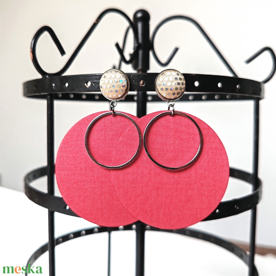 Egyszínű sötét rózsaszín nagyméretű textilfülbevaló ezüsttel - ékszer - fülbevaló - lógó fülbevaló - Meska.hu
