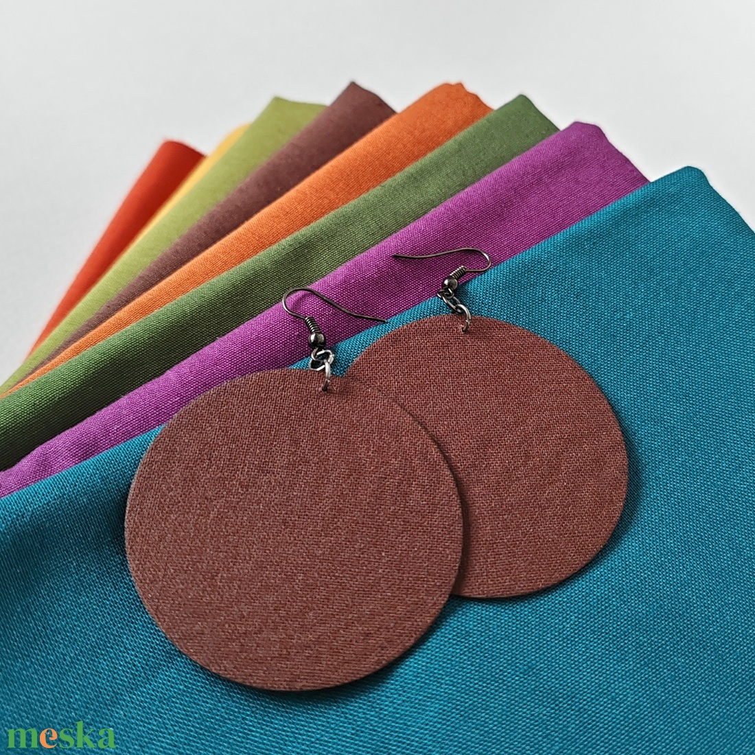 ŐSZ - Egyszínű textilfülbevaló választható színben és méretben - ősz paletta - ékszer - fülbevaló - lógó fülbevaló - Meska.hu