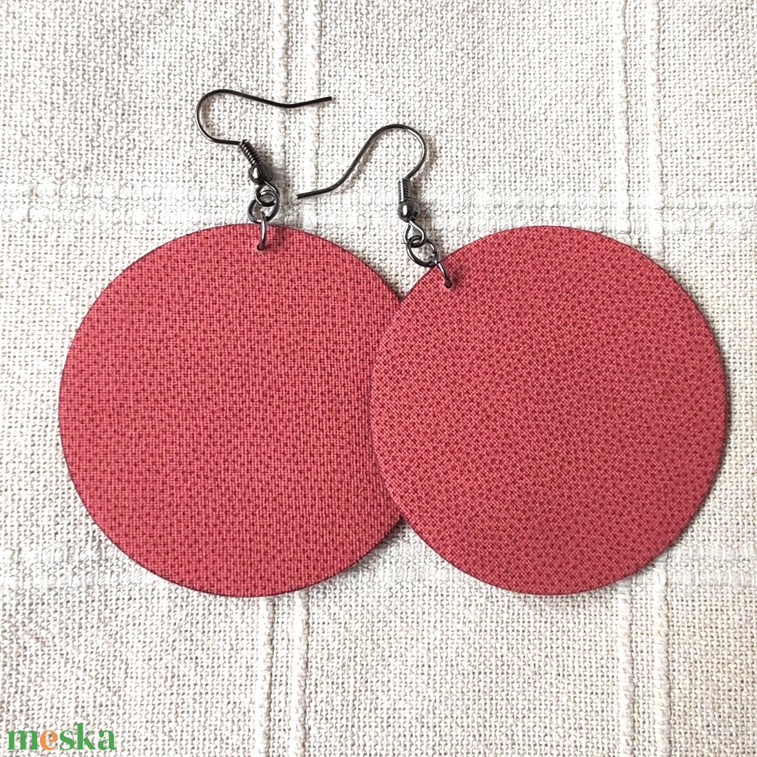 Pasztell rózsaszín apró pöttyös textilfülbevaló - ékszer - fülbevaló - lógó fülbevaló - Meska.hu