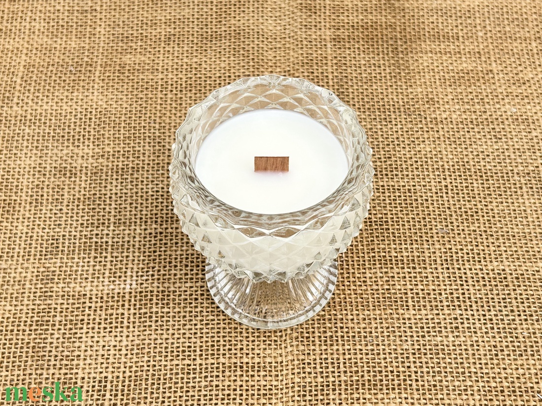 Szójaviasz gyertya fa kanóccal üveg edénybe öntve - otthon & életmód - gyertya, illat, aroma - gyertya - Meska.hu