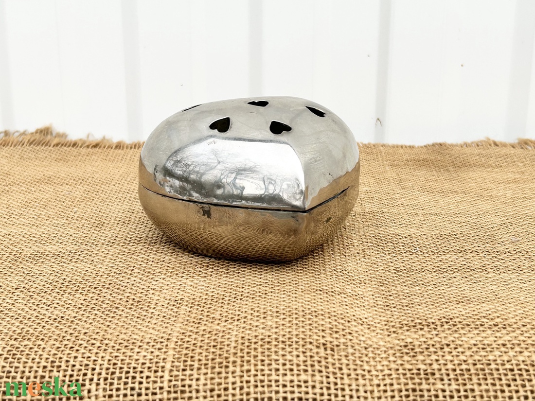 Szójaviasz gyertya fém szív edénybe öntve - otthon & életmód - gyertya, illat, aroma - gyertya - Meska.hu