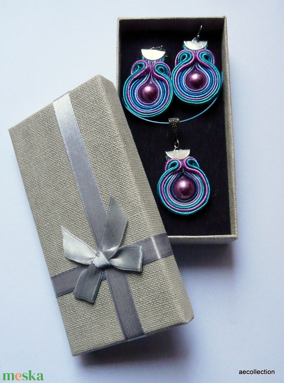 Exkluzív, színpompás sujtás ékszergarnitúra  - ékszer - fülbevaló - lógó fülbevaló - Meska.hu