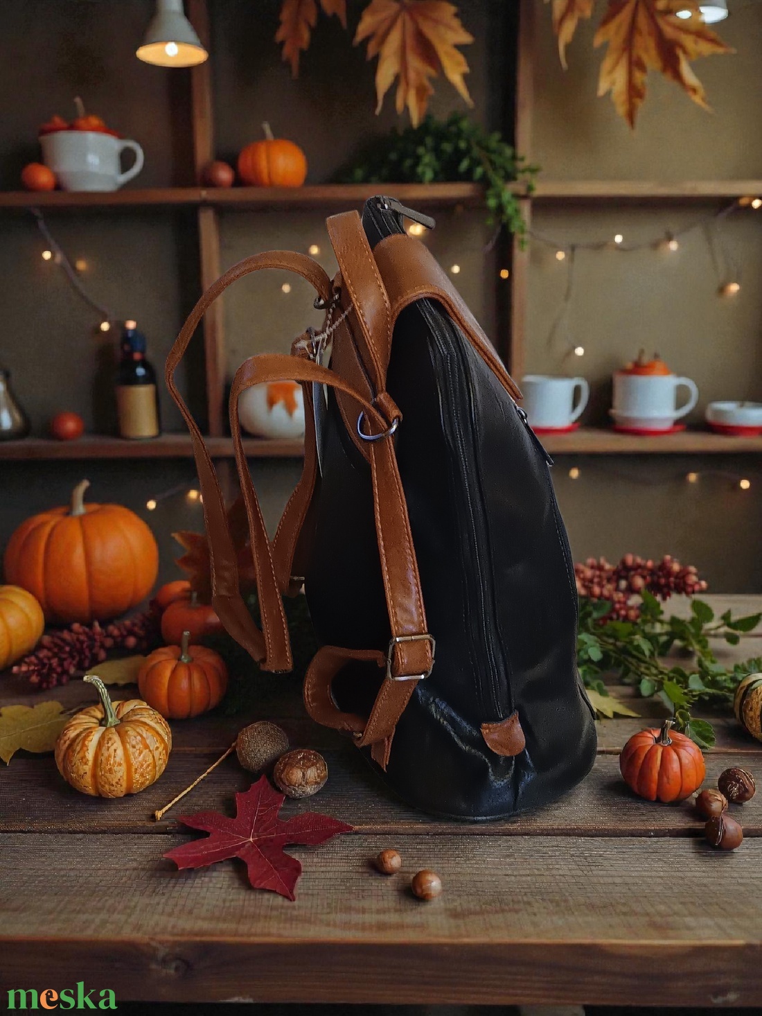 Műbőr hátitáska, kézzel festett, egyedi mintával - táska & tok - hátizsák - hátizsák - Meska.hu