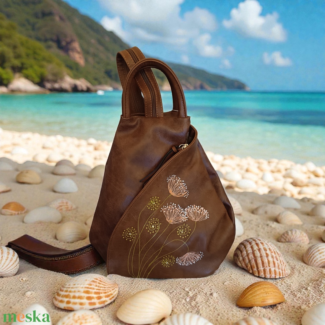 Műbőr hátitáska, kézzel festett, egyedi mintával! - táska & tok - hátizsák - hátizsák - Meska.hu