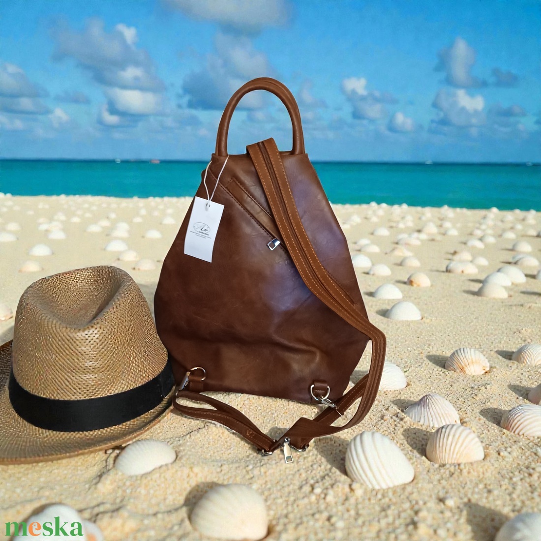 Műbőr hátitáska, kézzel festett, egyedi mintával! - táska & tok - hátizsák - hátizsák - Meska.hu