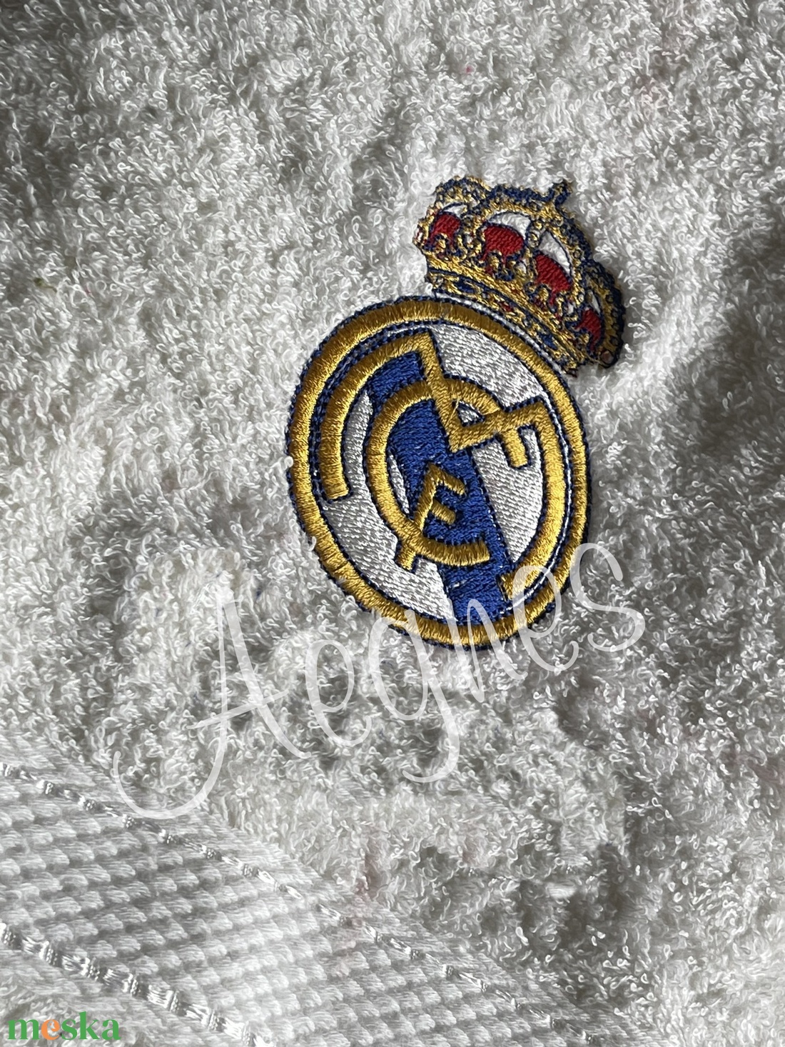 Real Madrid Törölköző - otthon & életmód - fürdőszoba - törölköző - Meska.hu