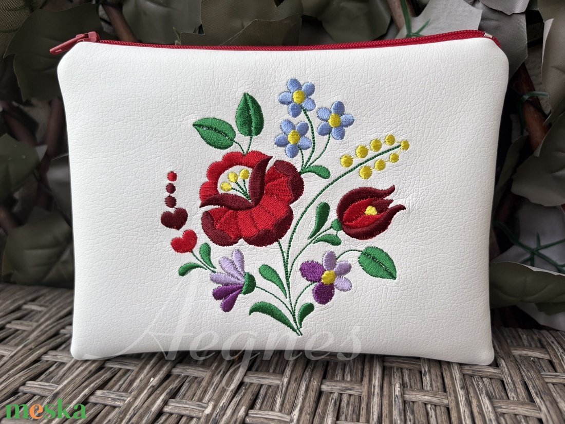 Matyós Neszi - táska & tok - neszesszer - Meska.hu