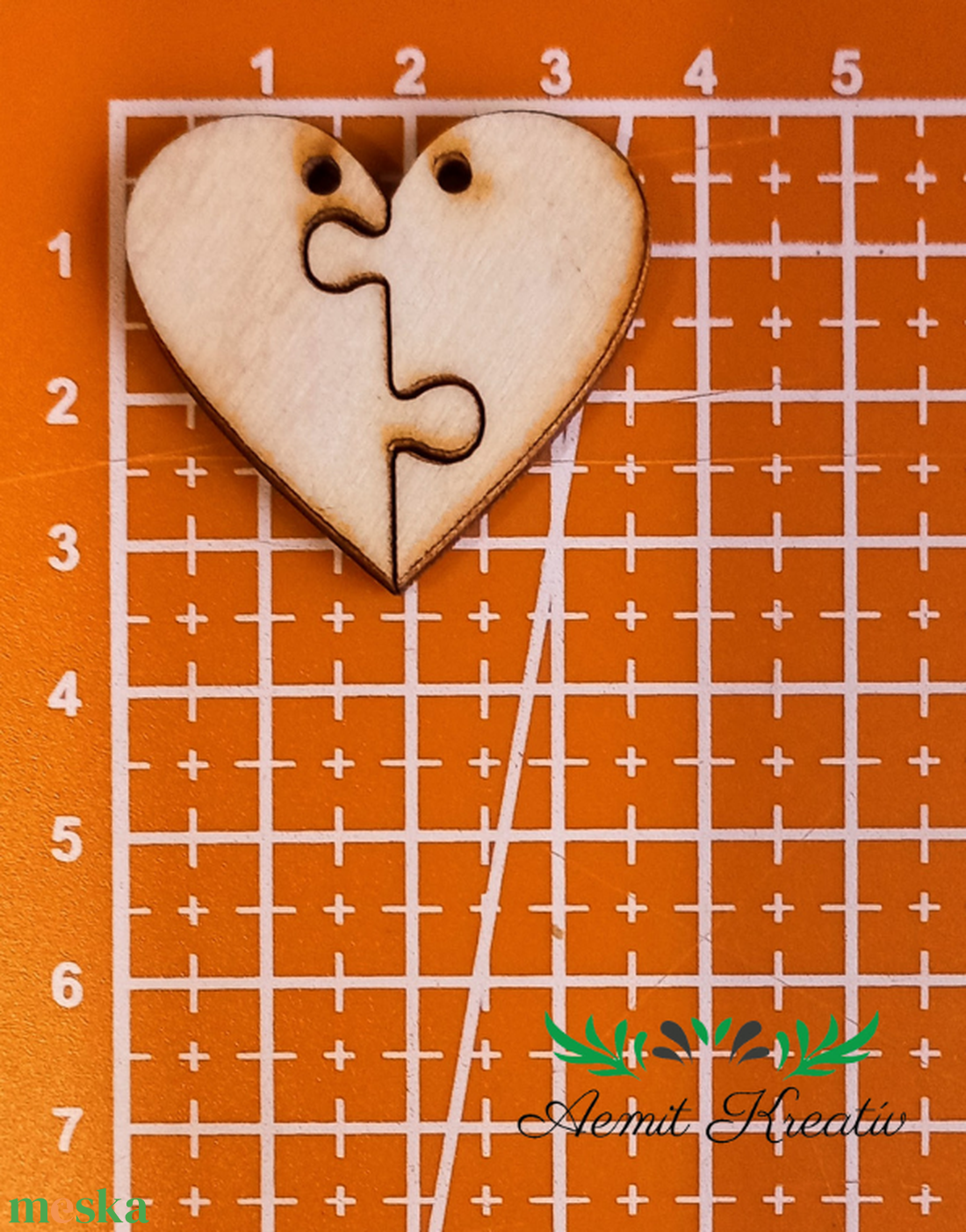 Dekorálható alap puzzle-szív kicsi - kellékek & szerszámok - fa - egyéb fatermék - Meska.hu