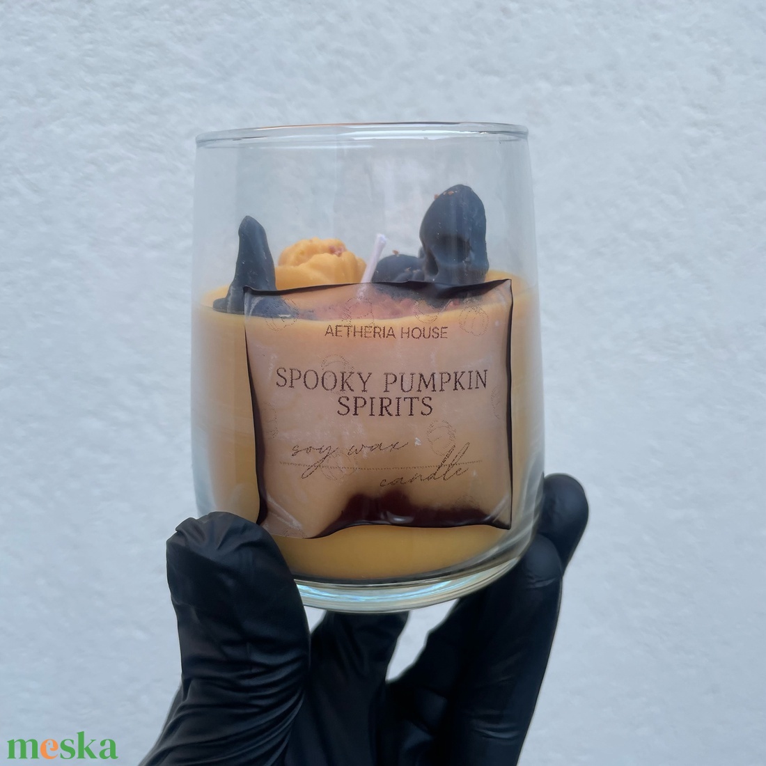 Pumpkin Spirits nagy Halloween szójagyertya tök színben, kézműves gyertya szellemes díszítéssel őszi lakásdekoráció - otthon & életmód - gyertya, illat, aroma - gyertya - Meska.hu Pumpkin Spirits nagy Halloween szójagyertya tök színben, kézműves gyertya szellemes díszítéssel őszi lakásdekoráció - otthon & életmód - gyertya, illat, aroma - gyertya - Meska.hu