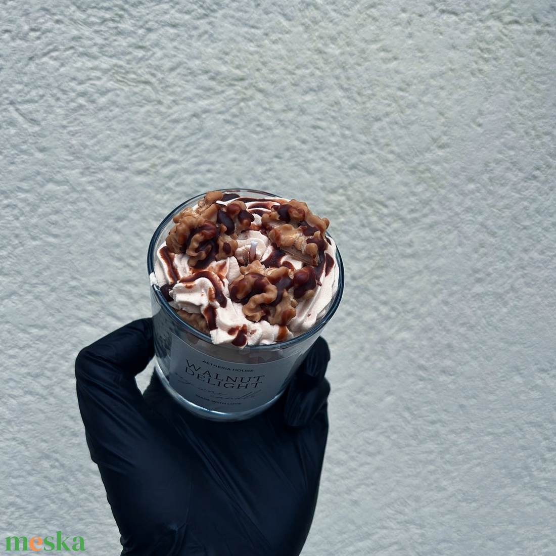 Walnut Delight  Kézműves Diós Gyertya Természetes Illattal - otthon & életmód - gyertya, illat, aroma - gyertya - Meska.hu