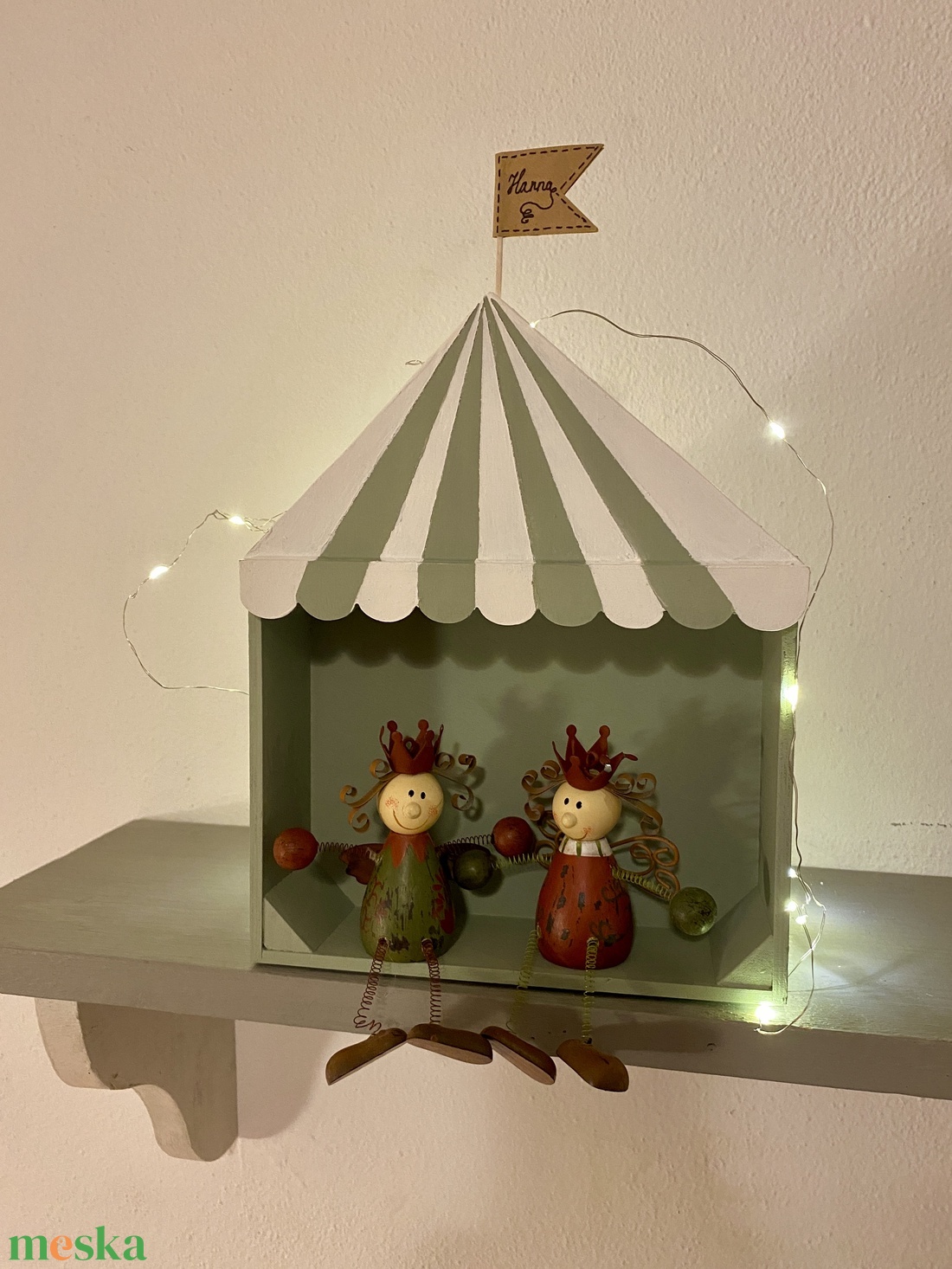 Menta babapolc, cirkuszos polc - baba - mama - babaszobabútor - polc, fogas - Meska.hu