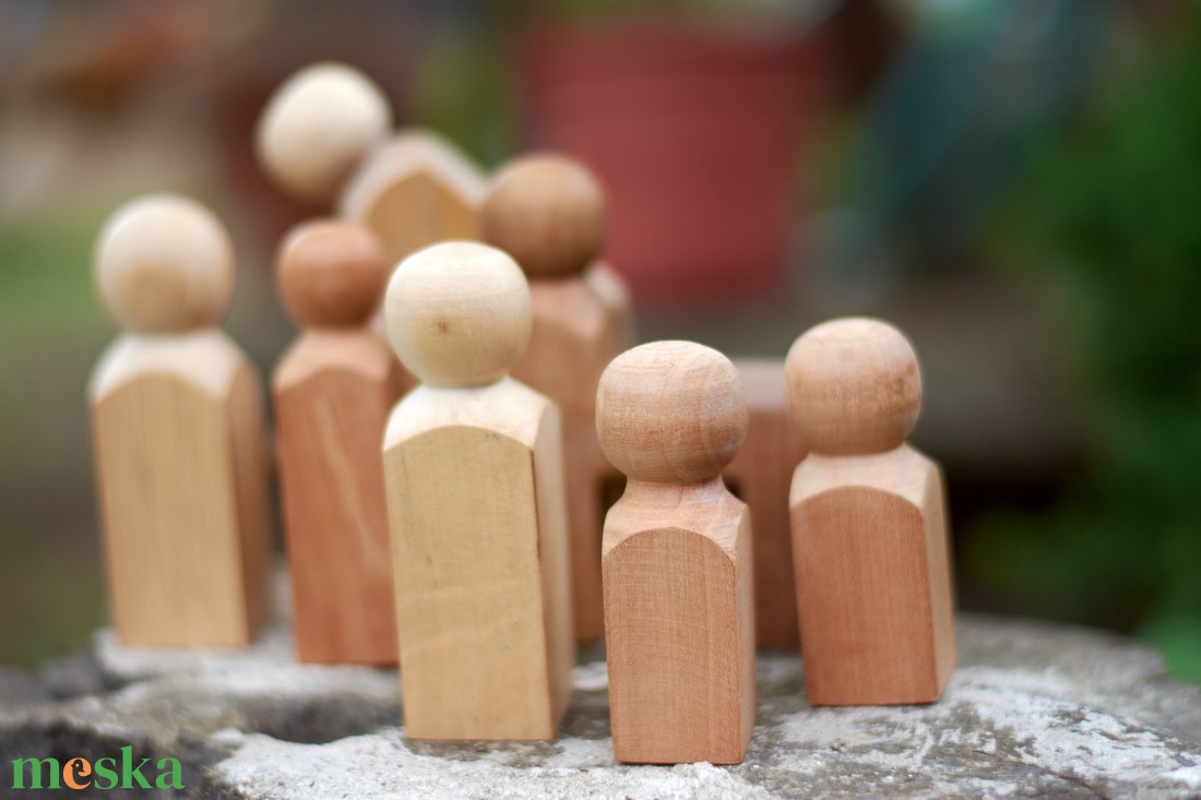 Faragott fa bábu - otthon & életmód - dekoráció - manók - Meska.hu