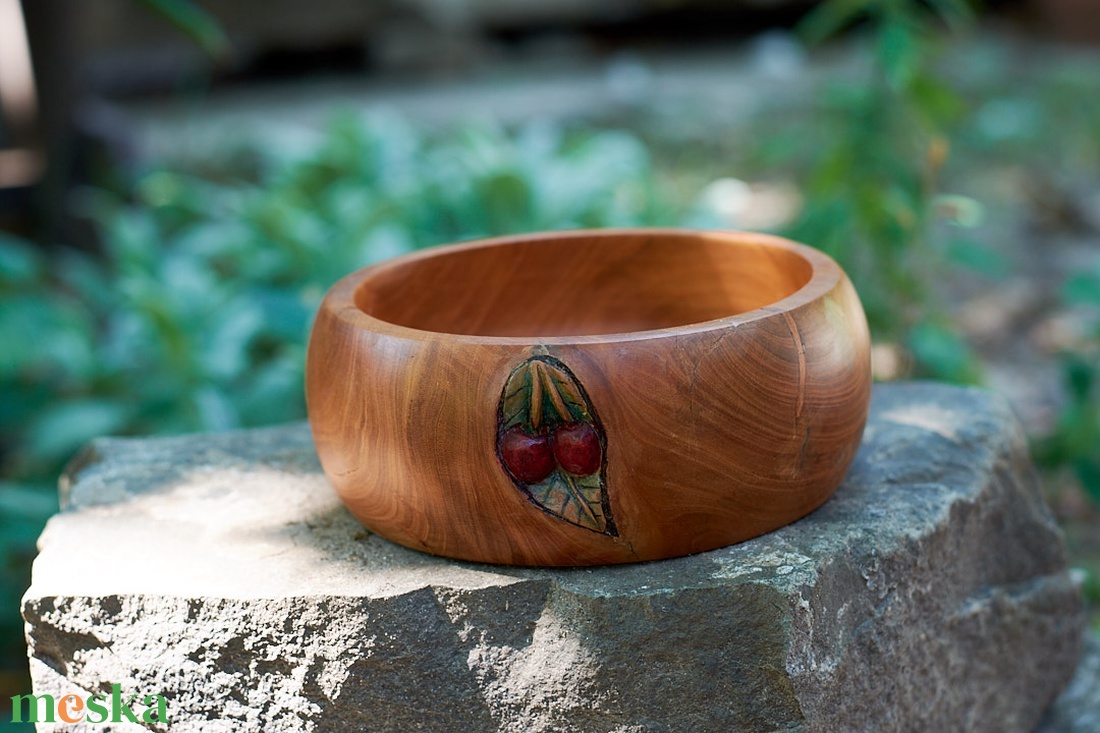 Nagyméretű esztergált cseresznye fa tál - otthon & életmód - dekoráció - asztal és polc dekoráció - dekorációs tál, tartó - Meska.hu