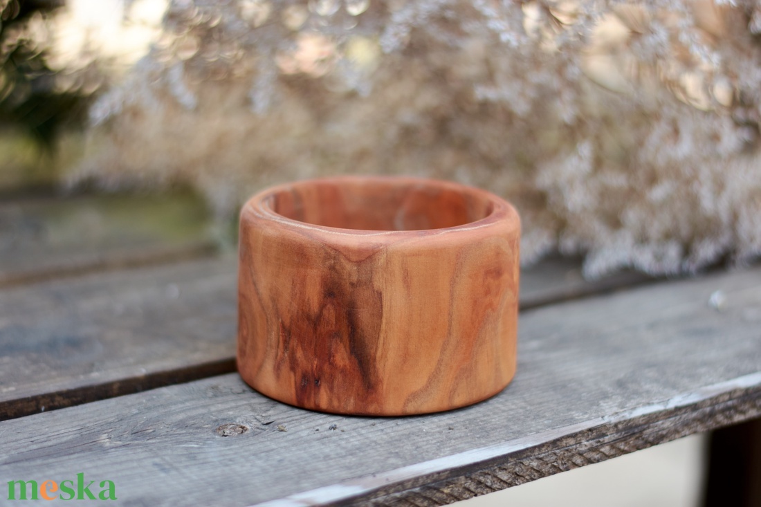 Esztergált mandula fa tál - otthon & életmód - dekoráció - asztal és polc dekoráció - dekorációs tál, tartó - Meska.hu