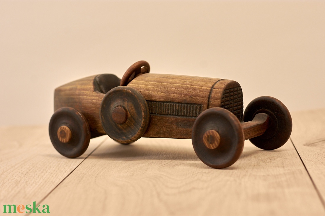 Fa autó - 'Bugatti' - otthon & életmód - dekoráció - dísztárgy - Meska.hu