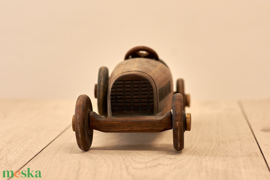 Fa autó - 'Bugatti' - otthon & életmód - dekoráció - dísztárgy - Meska.hu