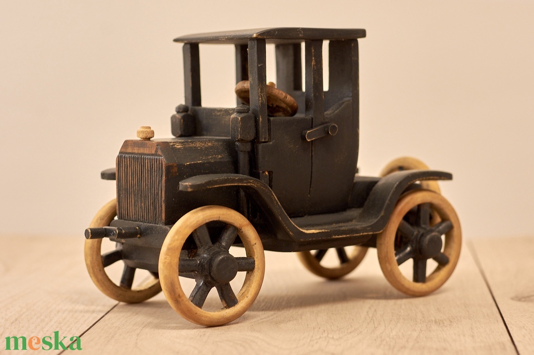 Fa autó - 'Lizzy' - művészet - makett, modell - Meska.hu