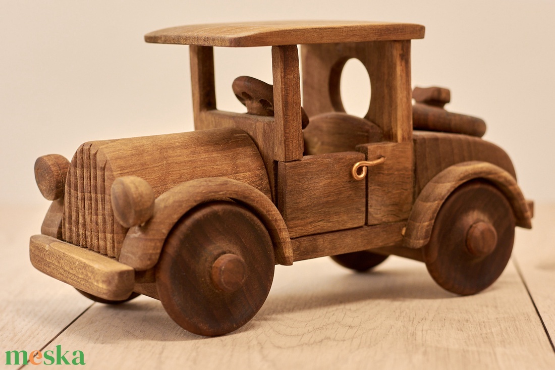Fa autó - 'A modell' - otthon & életmód - dekoráció - dísztárgy - Meska.hu