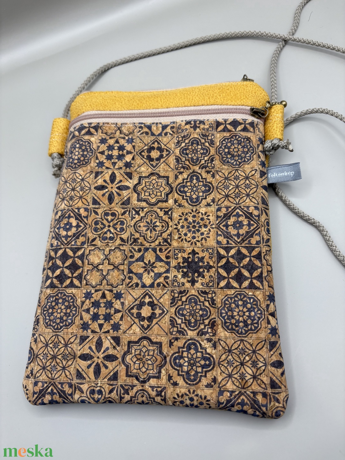 Telefontartó kis válltáska - táska & tok - pénztárca & más tok - telefontok - Meska.hu Telefontartó kis válltáska - táska & tok - pénztárca & más tok - telefontok - Meska.hu