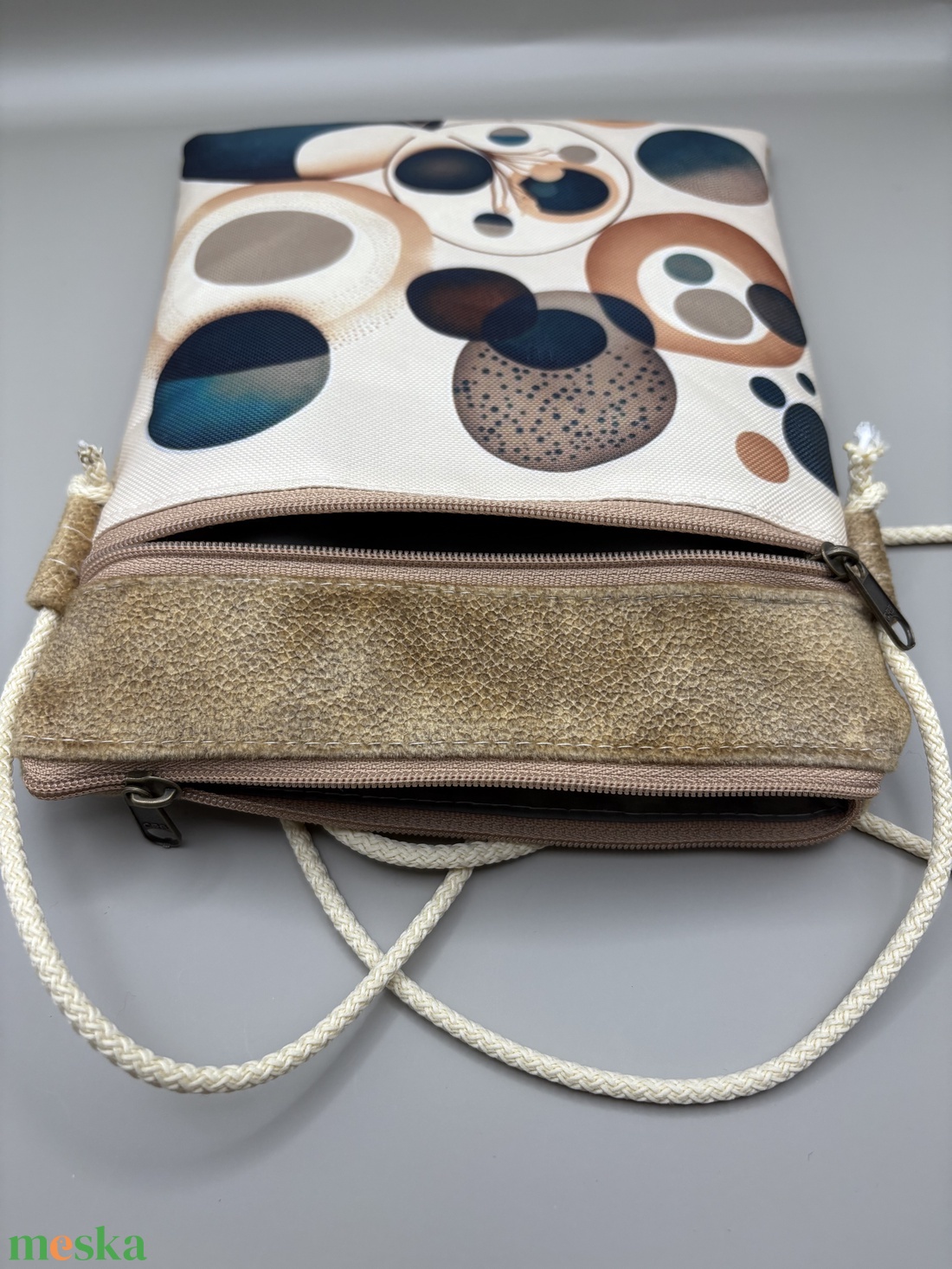 Telefontartó kis válltáska - táska & tok - pénztárca & más tok - telefontok - Meska.hu