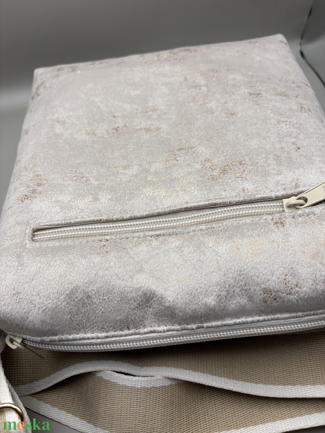 Beige oldaltáska  - táska & tok - kézitáska & válltáska - kézitáska - Meska.hu