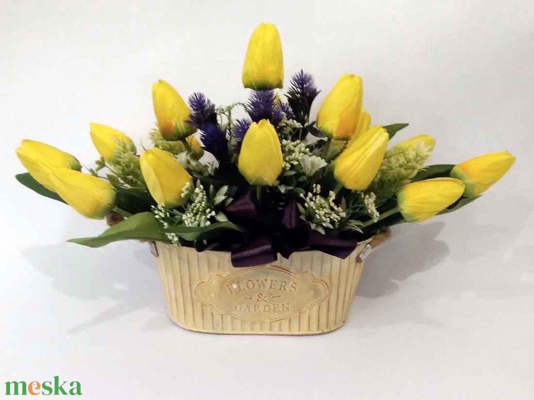 Sárga tulipánok lila díszítéssel - otthon & életmód - dekoráció - asztal és polc dekoráció - dekorációs tál, tartó - Meska.hu Sárga tulipánok lila díszítéssel - otthon & életmód - dekoráció - asztal és polc dekoráció - dekorációs tál, tartó - Meska.hu