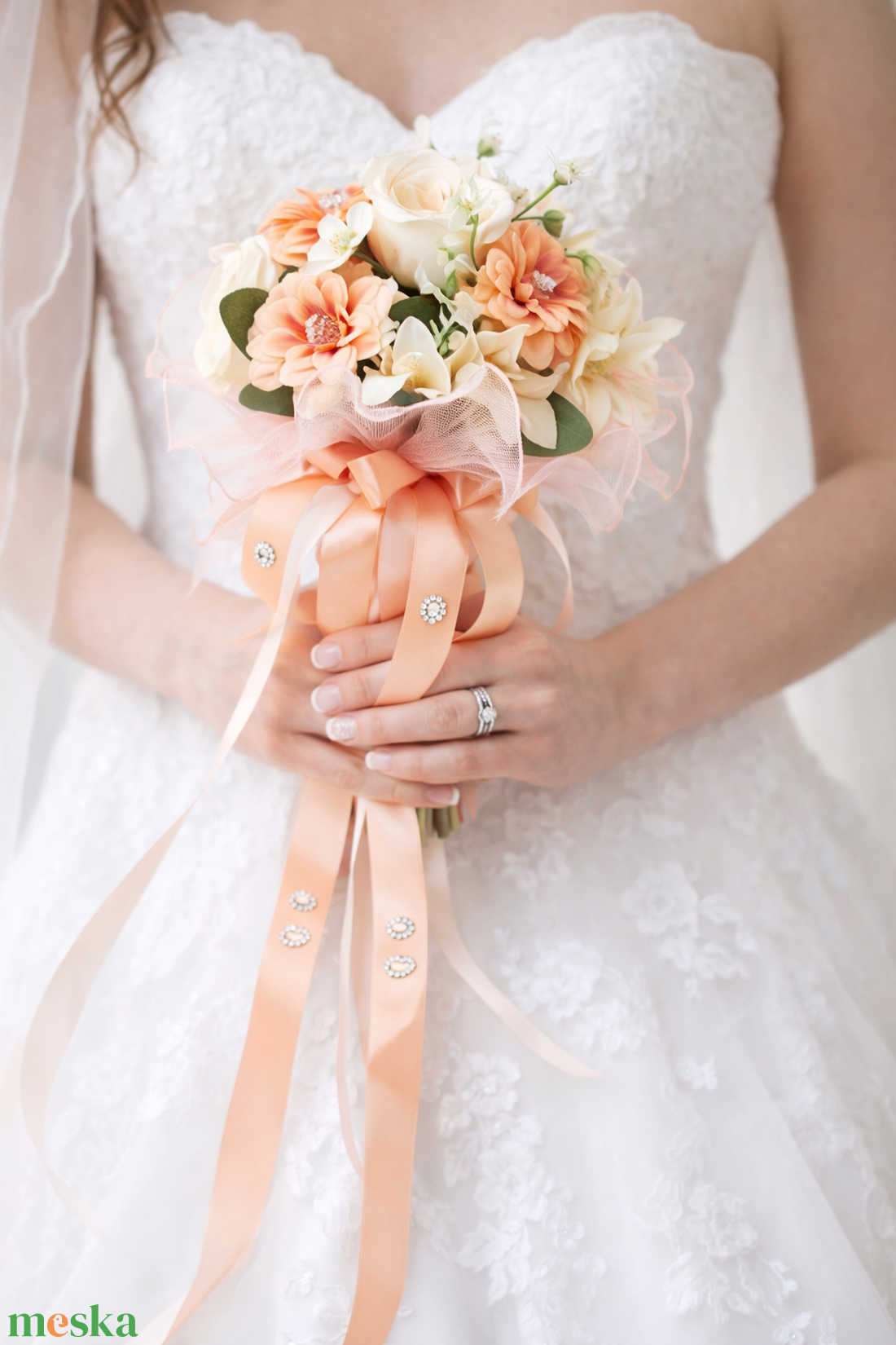 Barack púder rózsacsokor - esküvő - menyasszonyi- és dobócsokor - Meska.hu