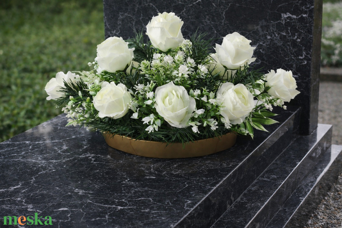 Fehér rózsás sírdísz  - otthon & életmód - vallás - temetkezési tárgy - sírdísz, kegyeleti dísz - Meska.hu