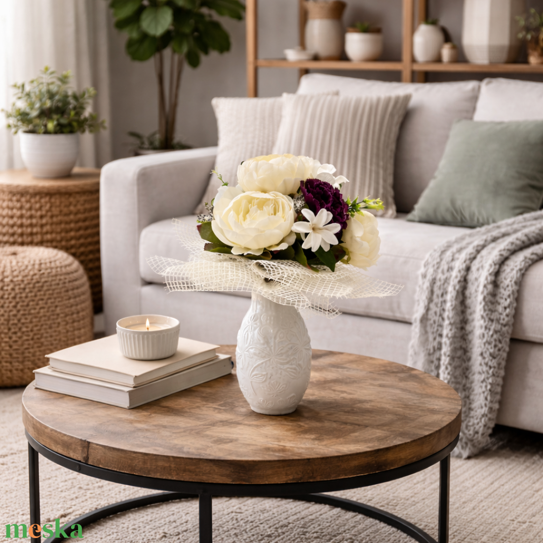 Elegáns rózsás virágdísz vázában � romantikus lakásdekoráció - otthon & életmód - dekoráció - asztal és polc dekoráció - asztaldísz - Meska.hu